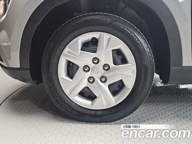 Hyundai Venue 1.6 Smart, 2022 все фото