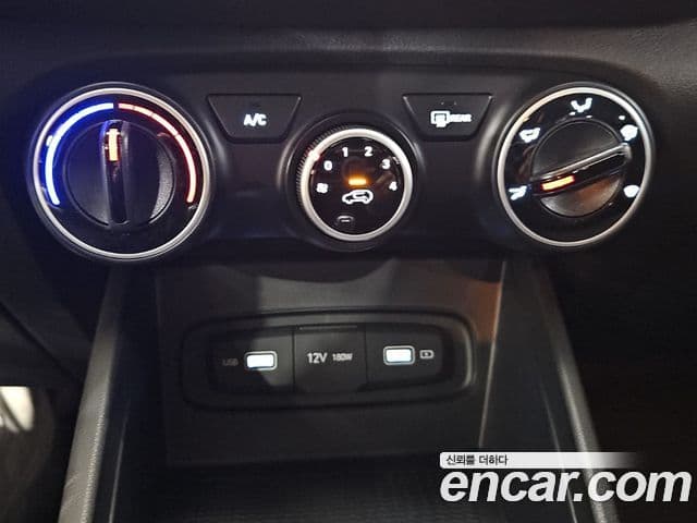 Hyundai Venue 1.6 Smart, 2022 15