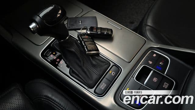 Kia K7 гибрид Prestige, 2015 9