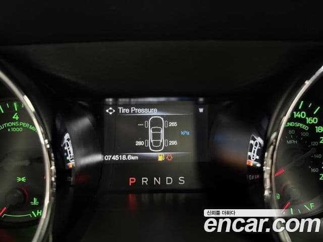 Ford Mustang кабриолет, 2017 все фото