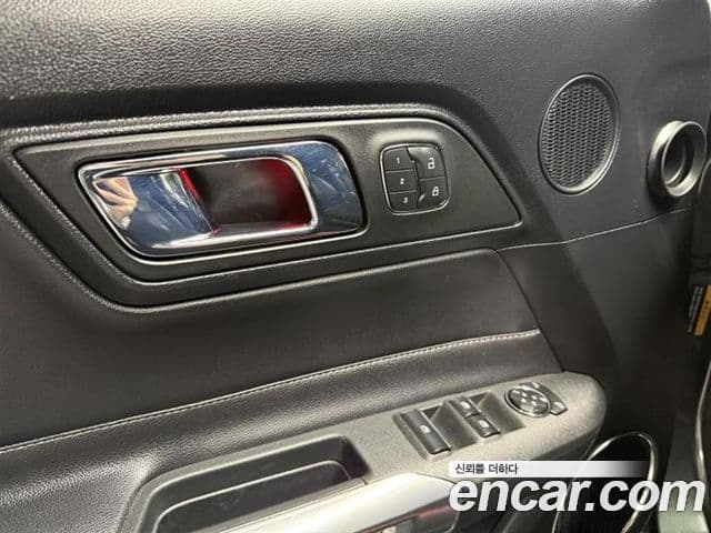 Ford Mustang кабриолет, 2017 15