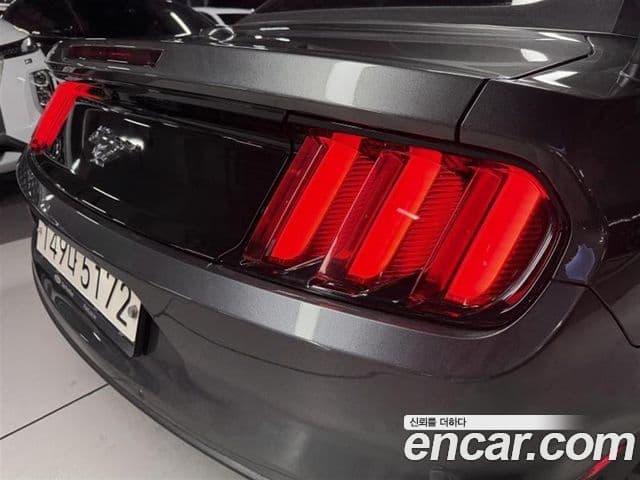 Ford Mustang кабриолет, 2017 18