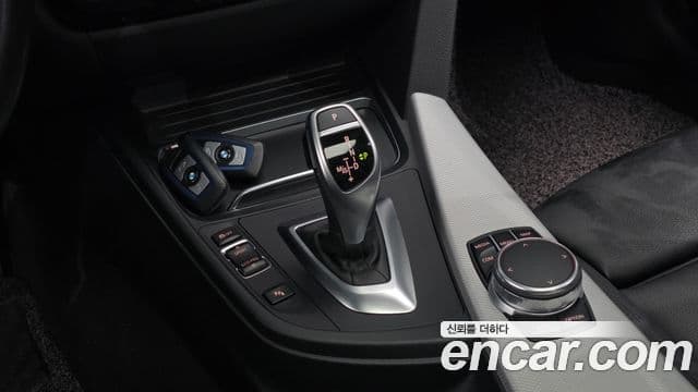 BMW 3시리즈 (F30) 320i M Sport, 2017 9