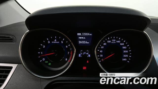 Hyundai Avante MD Premier, 2011 8