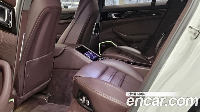 Porsche Panamera (971), 2019 12