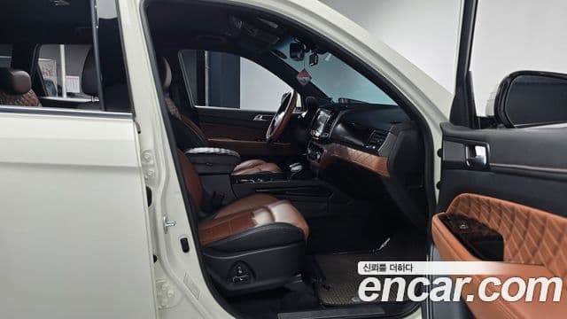 KG모빌리티(SsangYong) G4 Rexton белый Edition, 2020 11