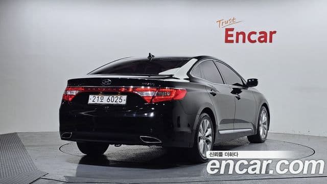 Hyundai Grandeur HG Luxury, 2011 2