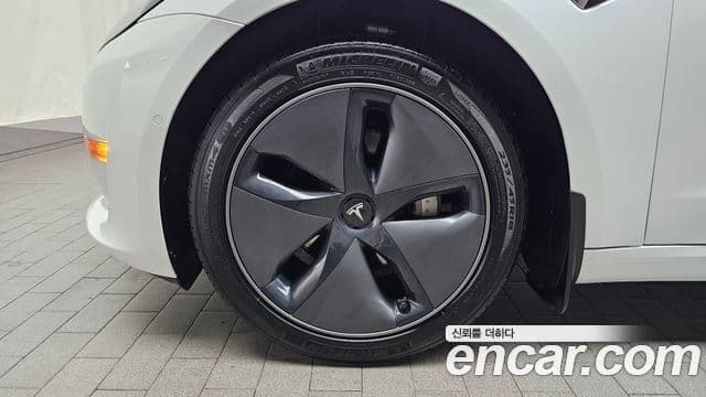 Tesla модель 3 Standard Range Plus RWD, 2020 все фото