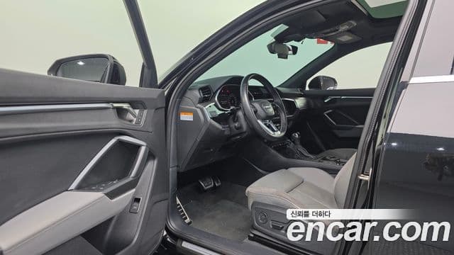 Audi Q3 (F3) 35 TDI Quattro Premium Sportback, 2023 12