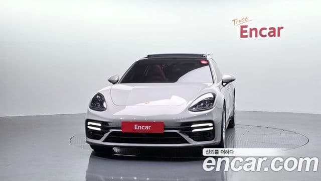 Porsche Panamera (971), 2023 3