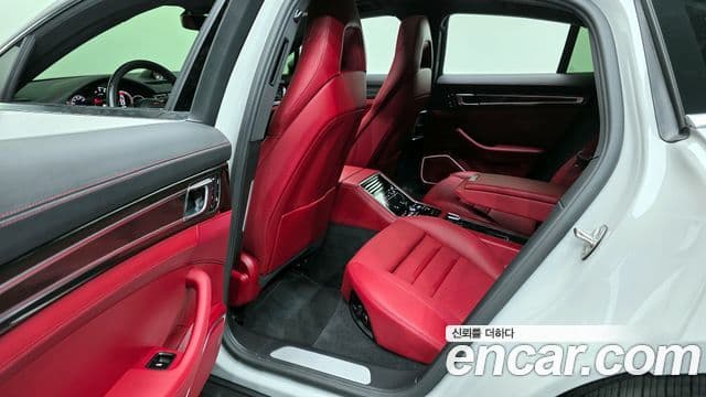 Porsche Panamera (971), 2023 12