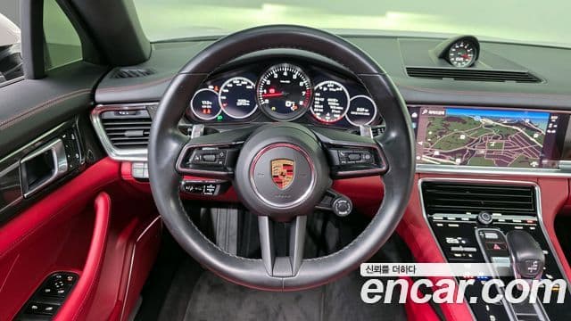 Porsche Panamera (971), 2023 13