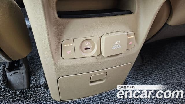 Kia The / новый New Carnival Special, 2019 18