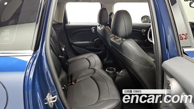 Mini Cooper 3세대, 2018 12