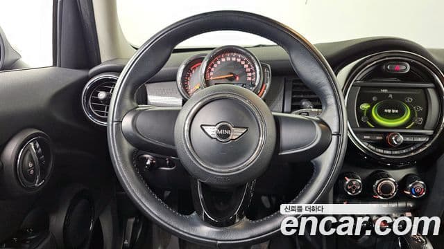 Mini Cooper 3세대, 2018 13