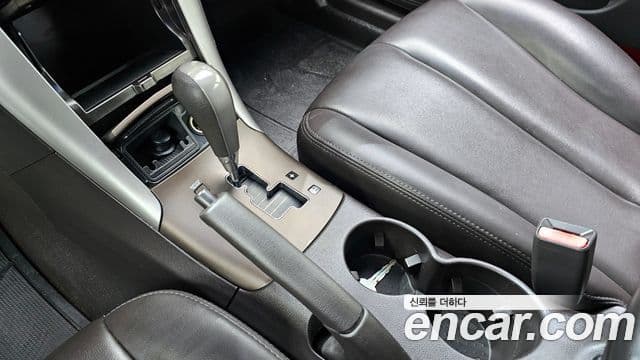 Hyundai NF Sonata 트랜스폼 Luxury, 2010 9