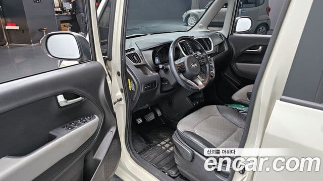 Kia The / новый New Ray Prestige, 2021 11