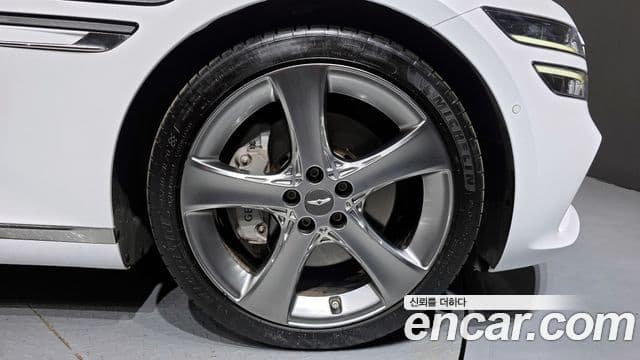 Genesis G80 (RG3) бензин 2.5 турбо AWD, 2022 все фото