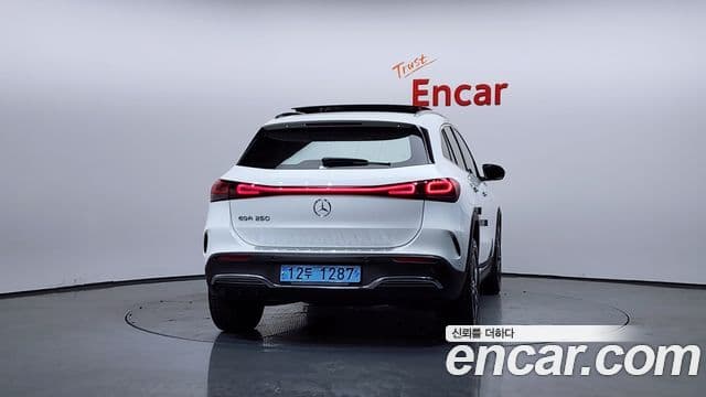 Mercedes-Benz EQA H243 EQA250 AMG пакет, 2022 4