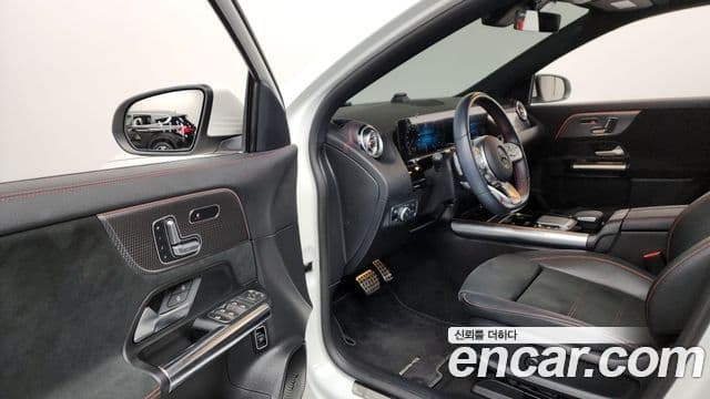 Mercedes-Benz EQA H243 EQA250 AMG пакет, 2022 10