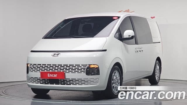 Hyundai Staria Modern, 2022 1