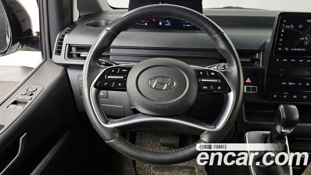 Hyundai Staria Modern, 2022 13