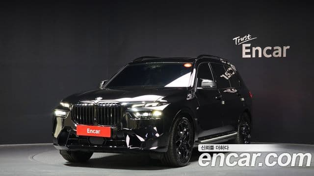 BMW X7 (G07) xDrive 40i M Sport 7인승, 2025 1