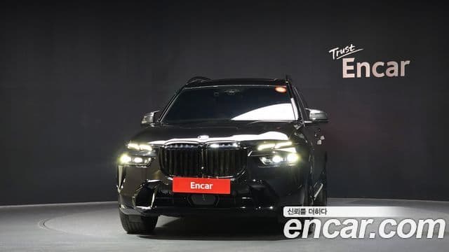 BMW X7 (G07) xDrive 40i M Sport 7인승, 2025 3