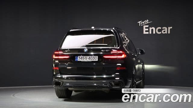 BMW X7 (G07) xDrive 40i M Sport 7인승, 2025 4