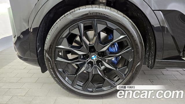BMW X7 (G07) xDrive 40i M Sport 7인승, 2025 все фото