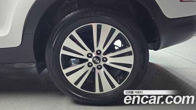 Kia The / новый New Sportage R дизель 2WD Trendy, 2015 все фото