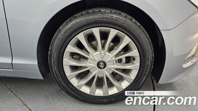 Hyundai LF Sonata 2.0 Care Plus, 2017 все фото