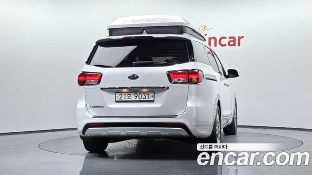 Kia All New Carnival Prestige, 2016 4