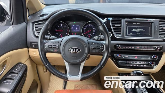 Kia All New Carnival Prestige, 2016 14