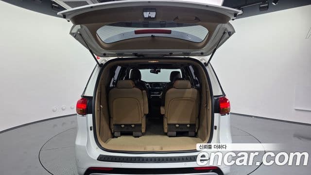 Kia All New Carnival Prestige, 2016 21