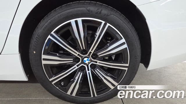 BMW 3시리즈 (G20), 2025 все фото