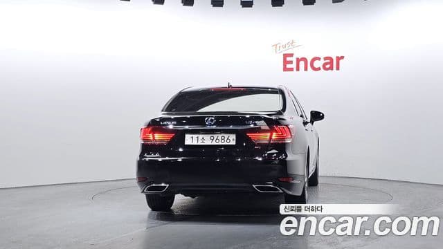 Lexus LS460 XF40, 2015 4