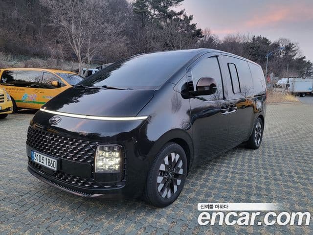 Hyundai Staria Inspiration, 2022 1