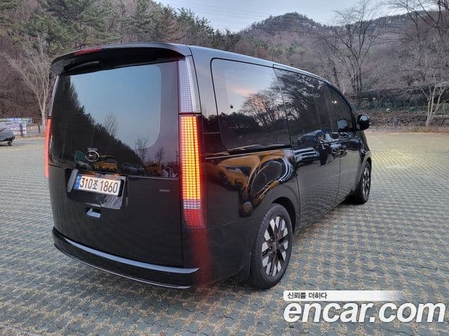 Hyundai Staria Inspiration, 2022 4