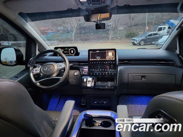 Hyundai Staria Inspiration, 2022 6