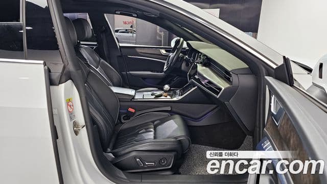 Audi A7 (4K) Premium, 2020 9