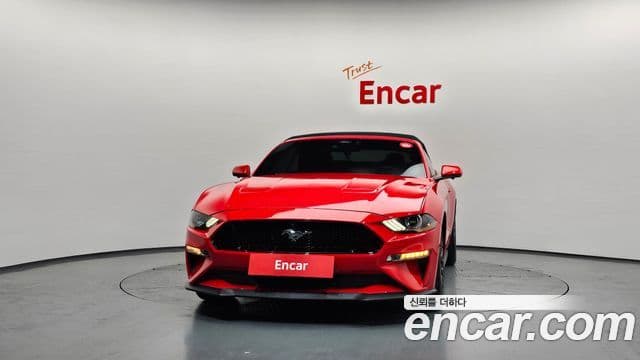 Ford Mustang GT кабриолет, 2022 3