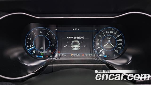 Ford Mustang GT кабриолет, 2022 8