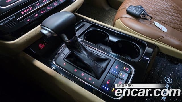 Kia All New Carnival бензин 9인승 High Limousine(компания по спецнадстройкам), 2018 9