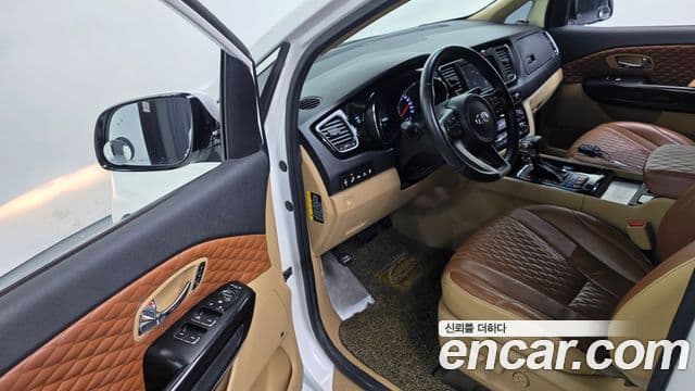 Kia All New Carnival бензин 9인승 High Limousine(компания по спецнадстройкам), 2018 11