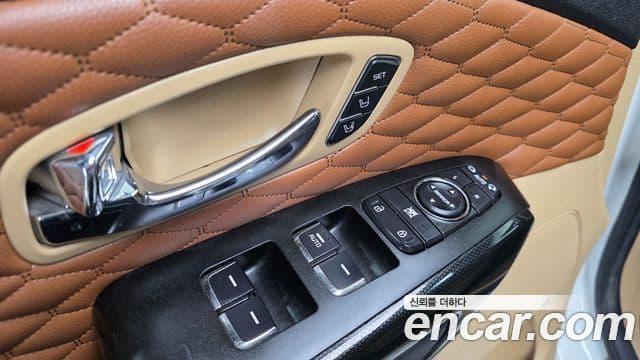 Kia All New Carnival бензин 9인승 High Limousine(компания по спецнадстройкам), 2018 12