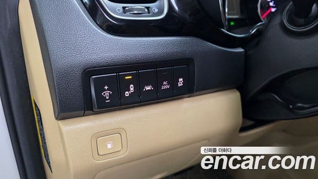 Kia All New Carnival бензин 9인승 High Limousine(компания по спецнадстройкам), 2018 13