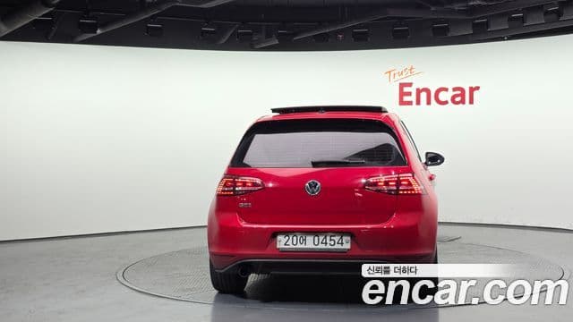 Volkswagen Гольф 7세대 2.0 GTI, 2016 4