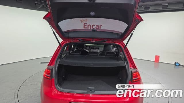 Volkswagen Гольф 7세대 2.0 GTI, 2016 20