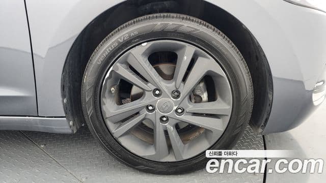 Hyundai Avante AD 1.6 GDI Value Plus, 2018 все фото